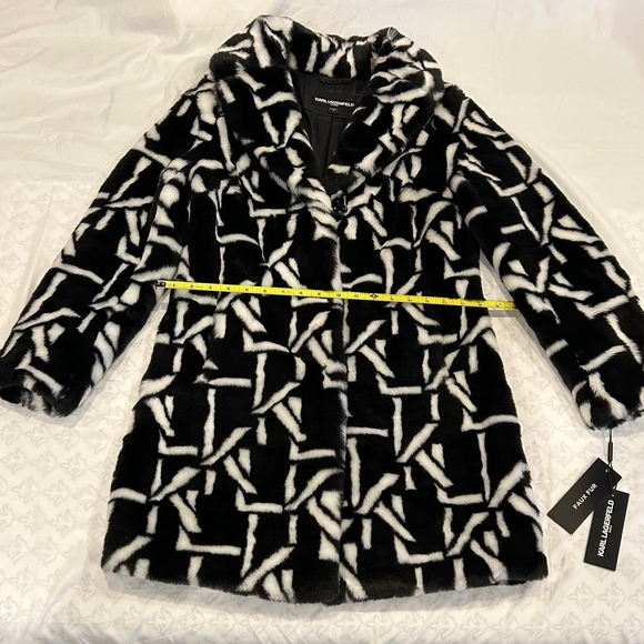 Karl Lagerfeld Black and White Patterned Faux Fur Women's Coat Size XS - Picture 9 of 10